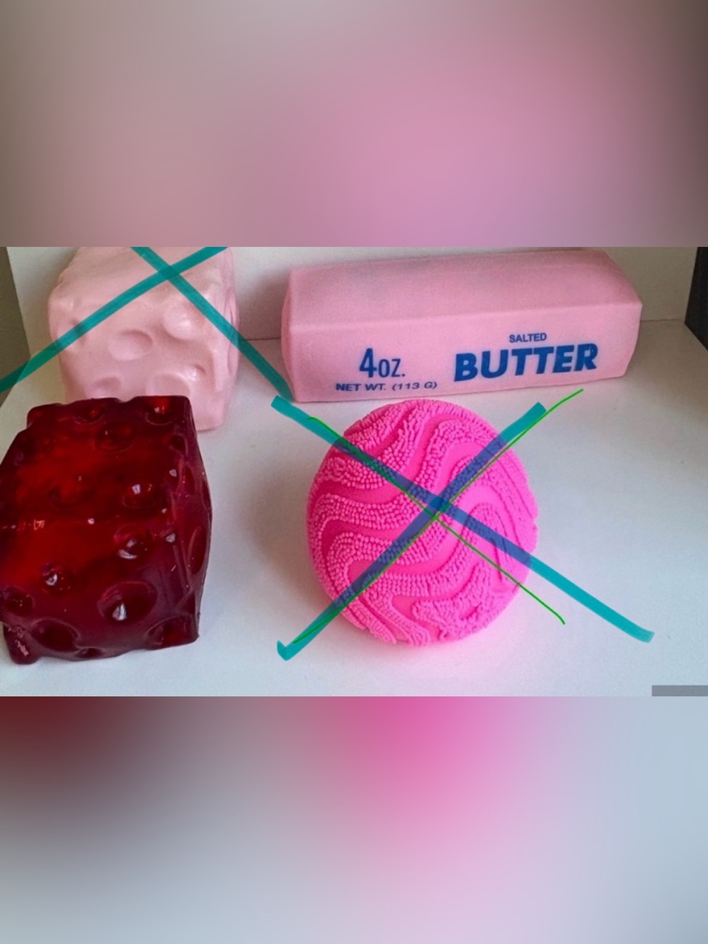 CRUNCHY Pinkbutter,Red glacier cheese